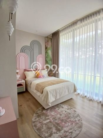 JUAL CEPAT! Rumah Ready Stock Lokasi Premium Bintaro, LT 300m² LB 395m² JUAL CEPAT! Rumah Ready Stock Lokasi Premium Bintaro, LT 300m² LB 395m²