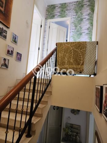 Rumah Luxury Modern Tanpa Renovasi di Bintaro Tangerang Selatan Rumah Luxury Modern Tanpa Renovasi di Bintaro Tangerang Selatan
