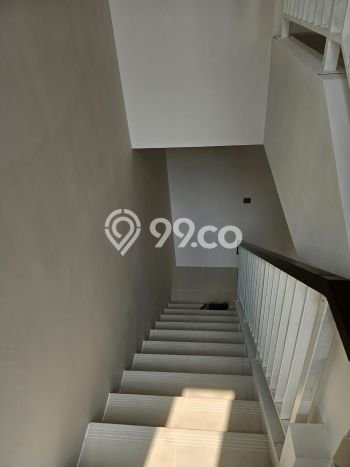 Jual Rumah Luas Megah Dengan View Cantik di Bintaro, Tangerang Selatan Jual Rumah Luas Megah Dengan View Cantik di Bintaro, Tangerang Selatan