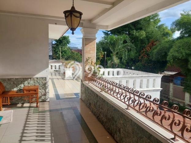 Rumah Luxury Modern Siap Huni di Bintaro Tangerang Selatan Rumah Luxury Modern Siap Huni di Bintaro Tangerang Selatan