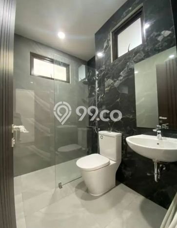 For Sale Rumah Mewah Exclusive di BSD, Tangerang Selatan For Sale Rumah Mewah Exclusive di BSD, Tangerang Selatan