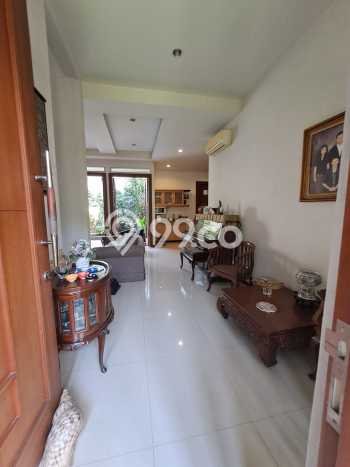 Rumah Elit Modern Tanpa Renovasi di Bintaro Tangerang Selatan Rumah Elit Modern Tanpa Renovasi di Bintaro Tangerang Selatan