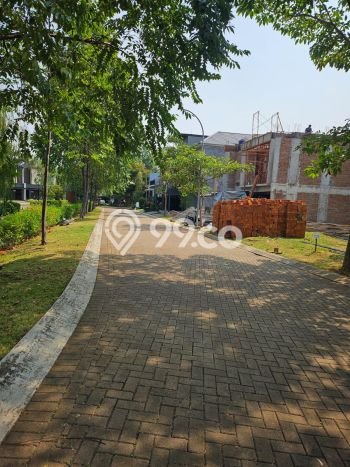 Lahan Dijual Lokasi Strategis di Tangerang Selatan dengan Luas 137m2 Lahan Dijual Lokasi Strategis di Tangerang Selatan dengan Luas 137m2
