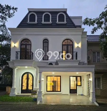 Rumah Mewah LB 209m2 Siap Huni Desain Elegan di BSD, Tangerang Rumah Mewah LB 209m2 Siap Huni Desain Elegan di BSD, Tangerang