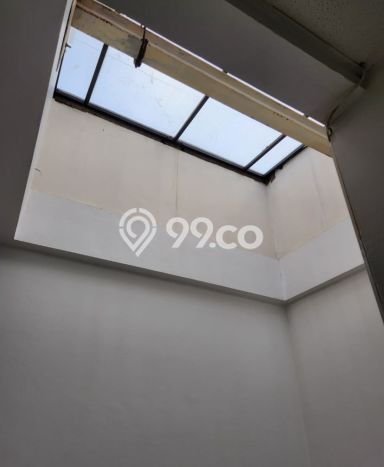 AREA KOMERSIAL! Ruko di Mampang, Luas 250m², Lokasi Premium AREA KOMERSIAL! Ruko di Mampang, Luas 250m², Lokasi Premium