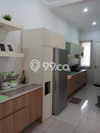 Rumah Luxury Modern Siap Huni di Bintaro Tangerang Selatan Rumah Luxury Modern Siap Huni di Bintaro Tangerang Selatan