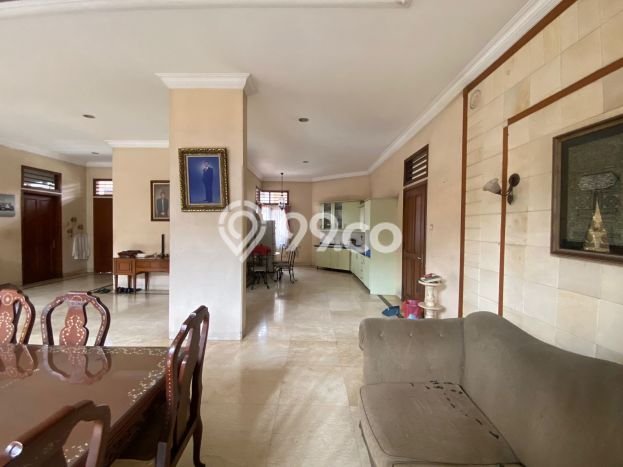 Rumah Luxury Modern Tanpa Renovasi di Bintaro Jakarta Selatan Rumah Luxury Modern Tanpa Renovasi di Bintaro Jakarta Selatan
