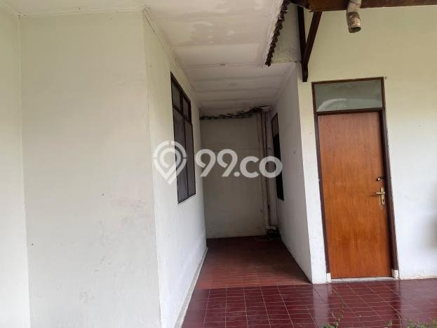 Dijual Rumah Luas Elegan Dengan View Cantik di Bintaro, Jakarta Selatan Dijual Rumah Luas Elegan Dengan View Cantik di Bintaro, Jakarta Selatan