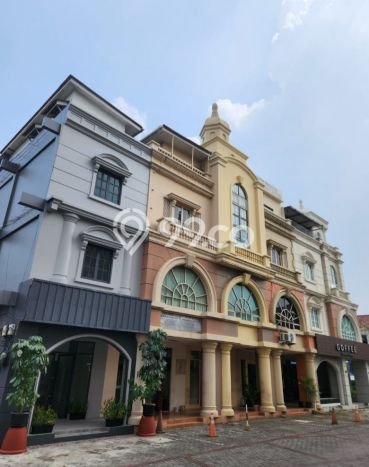 AREA KOMERSIAL! Ruko di Mampang, Luas 250m², Lokasi Premium AREA KOMERSIAL! Ruko di Mampang, Luas 250m², Lokasi Premium