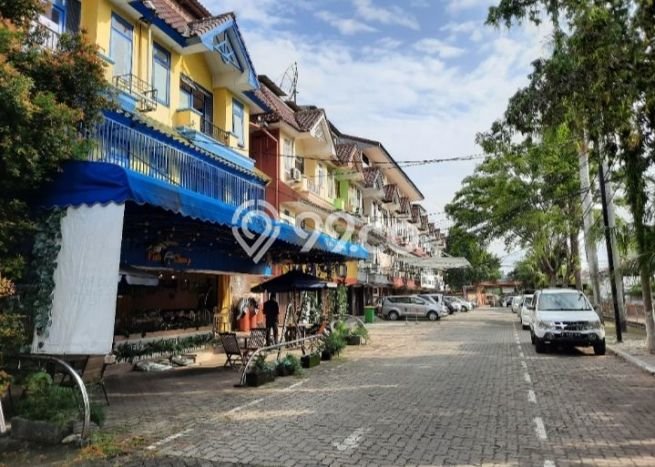 Ruko Bagus Dijual LB 500m2 Lokasi Strategis Jakarta Barat Area Cocok untuk Bisnis Ruko Bagus Dijual LB 500m2 Lokasi Strategis Jakarta Barat Area Cocok untuk Bisnis
