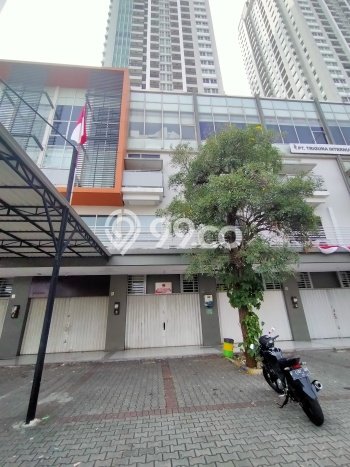 Unit Ruko Dijual di Jakarta Pusat LT 81m2 & LB 350m2 Unit Ruko Dijual di Jakarta Pusat LT 81m2 & LB 350m2