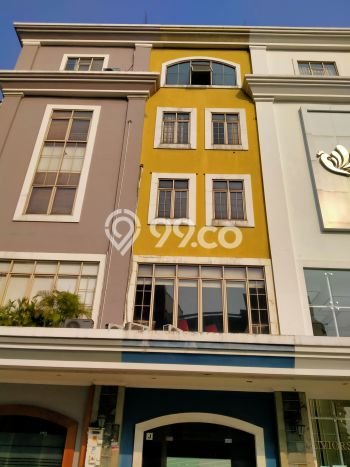 Dijual! Ruko di Senayan Jakarta Selatan LT 223m2 / LB 500m2 Kawasan Strategis Dijual! Ruko di Senayan Jakarta Selatan LT 223m2 / LB 500m2 Kawasan Strategis