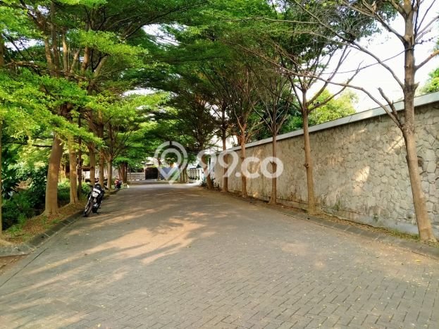 Tanah Dijual di Jakarta Barat Seluas 420m2 Strategis Tanah Dijual di Jakarta Barat Seluas 420m2 Strategis