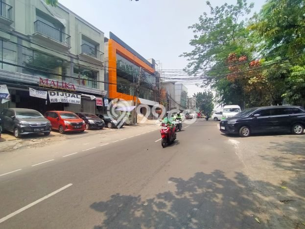 Ruko Dijual di Prime Area Jakarta Selatan Luas 846m2 Ruko Dijual di Prime Area Jakarta Selatan Luas 846m2