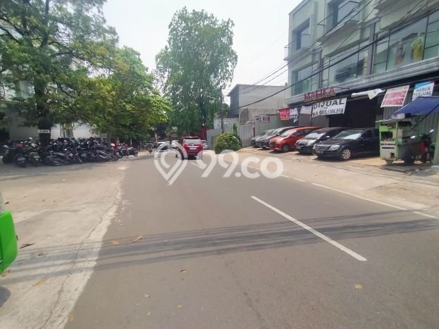 Ruko Dijual di Prime Area Jakarta Selatan Luas 846m2 Ruko Dijual di Prime Area Jakarta Selatan Luas 846m2