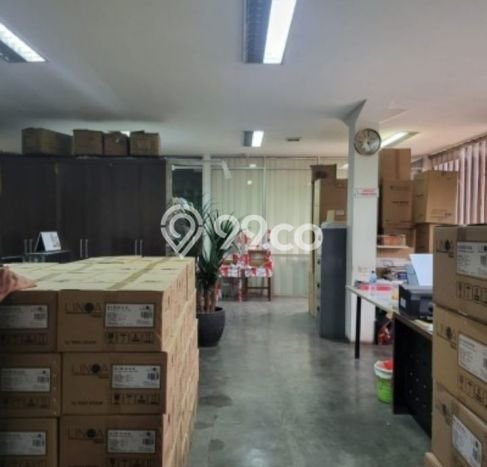 Lokasi Strategis! Dijual Ruko Bisnis di Kebon Jeruk, Jakarta Barat Kondisi Baik Lokasi Strategis! Dijual Ruko Bisnis di Kebon Jeruk, Jakarta Barat Kondisi Baik