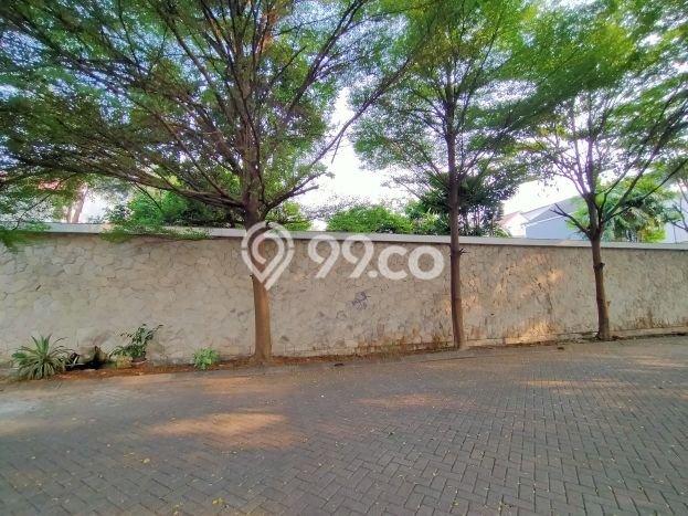 Tanah Dijual Area Strategis di Intercon Jakarta Barat 420m2 Tanah Dijual Area Strategis di Intercon Jakarta Barat 420m2