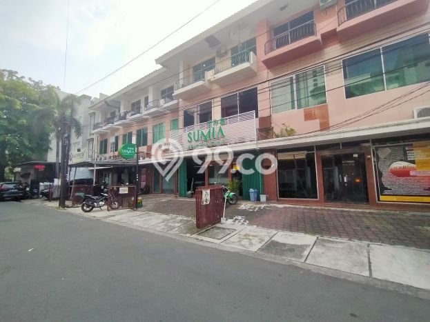 Ruko Bagus Dijual LB 650m2 Lokasi Strategis Jakarta Pusat Area Cocok untuk Berbisnis Ruko Bagus Dijual LB 650m2 Lokasi Strategis Jakarta Pusat Area Cocok untuk Berbisnis