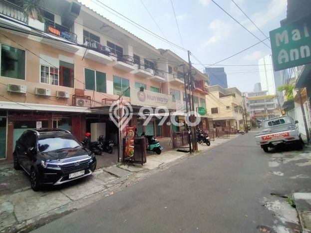 Ruko Bagus Dijual LB 650m2 Lokasi Strategis Jakarta Pusat Area Cocok untuk Berbisnis Ruko Bagus Dijual LB 650m2 Lokasi Strategis Jakarta Pusat Area Cocok untuk Berbisnis