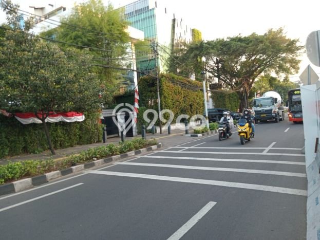 Unit Kantor Dijual di Menteng Jakarta Pusat Luas Tanah 1550m2, Luas Bangunan 3000m2 Unit Kantor Dijual di Menteng Jakarta Pusat Luas Tanah 1550m2, Luas Bangunan 3000m2