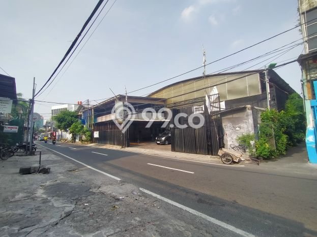 Ruko Dijual di Prime Area Jakarta Barat Luas 900m2 Ruko Dijual di Prime Area Jakarta Barat Luas 900m2