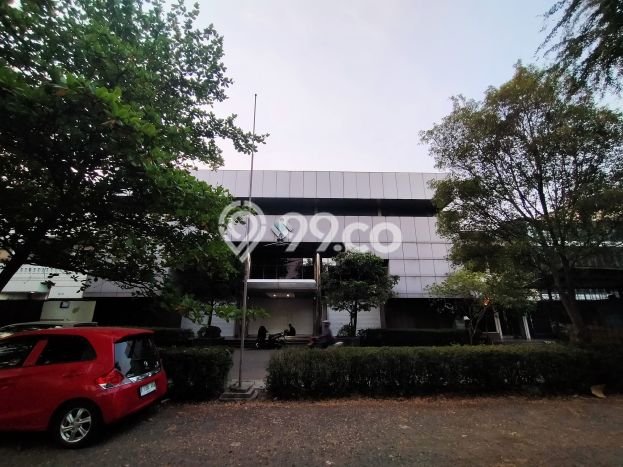 Unit Ruko Dijual di Jakarta Barat LT 825m2 & LB 1586m2 Unit Ruko Dijual di Jakarta Barat LT 825m2 & LB 1586m2