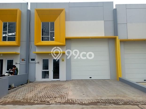 Pabrik Dijual di Bandung LT 294m2 & LB 162m2 Lokasi Terbaik! Pabrik Dijual di Bandung LT 294m2 & LB 162m2 Lokasi Terbaik!