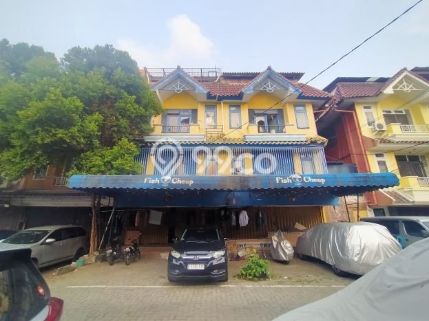 Ruko Bagus Dijual LB 500m2 Lokasi Strategis Jakarta Barat Area Cocok untuk Bisnis Ruko Bagus Dijual LB 500m2 Lokasi Strategis Jakarta Barat Area Cocok untuk Bisnis