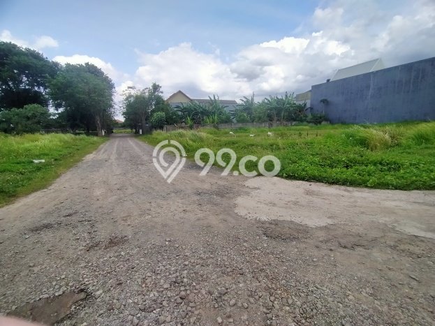 Dijual Tanah Lokasi Intercon, Jakarta Barat Seluas 1078m2 Dijual Tanah Lokasi Intercon, Jakarta Barat Seluas 1078m2