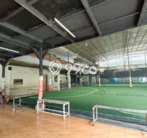 Ruko Dijual di Prime Area Jakarta Barat Luas 900m2 Ruko Dijual di Prime Area Jakarta Barat Luas 900m2
