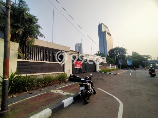 Lokasi Strategis! Dijual Ruko Bisnis di Kebon Jeruk, Jakarta Barat Kondisi Baik Lokasi Strategis! Dijual Ruko Bisnis di Kebon Jeruk, Jakarta Barat Kondisi Baik