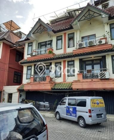 Ruko Bagus Dijual LB 500m2 Lokasi Strategis Jakarta Barat Area Cocok untuk Bisnis Ruko Bagus Dijual LB 500m2 Lokasi Strategis Jakarta Barat Area Cocok untuk Bisnis