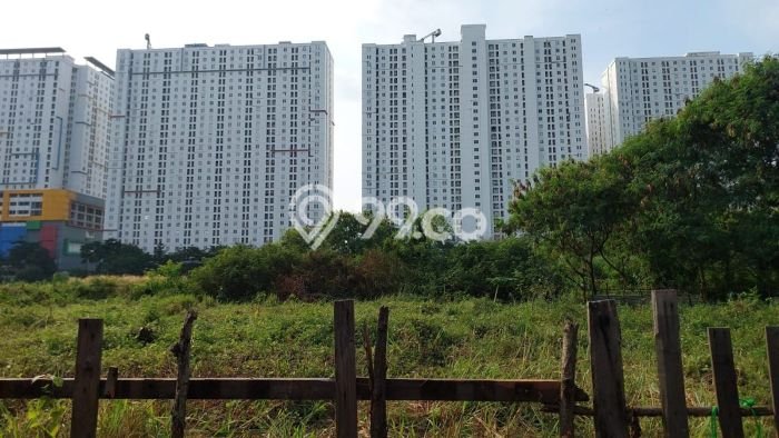 Tanah Dijual Lokasi Strategis di Jakarta Timur dengan Luas 3.7522e+08m2 Tanah Dijual Lokasi Strategis di Jakarta Timur dengan Luas 3.7522e+08m2