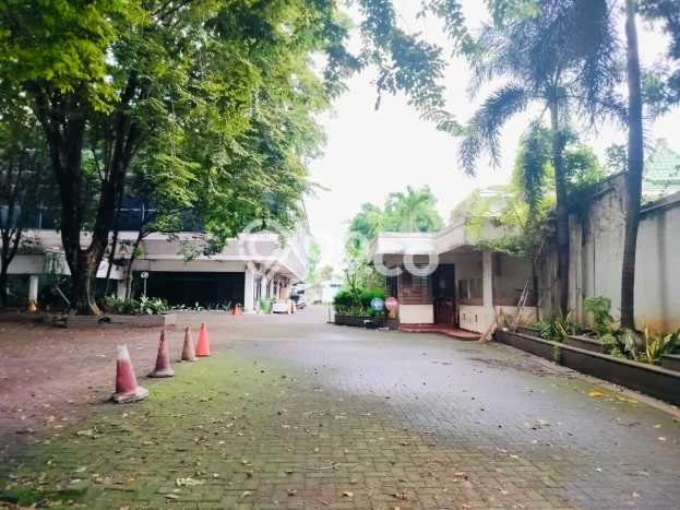 Ruko Bagus Dijual LB 2800m2 Lokasi Strategis Jakarta Selatan Area Cocok untuk Bisnis Ruko Bagus Dijual LB 2800m2 Lokasi Strategis Jakarta Selatan Area Cocok untuk Bisnis