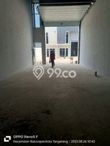Unit Komersial Disewakan di Tangerang Area Strategis Harga Kompetitif Unit Komersial Disewakan di Tangerang Area Strategis Harga Kompetitif