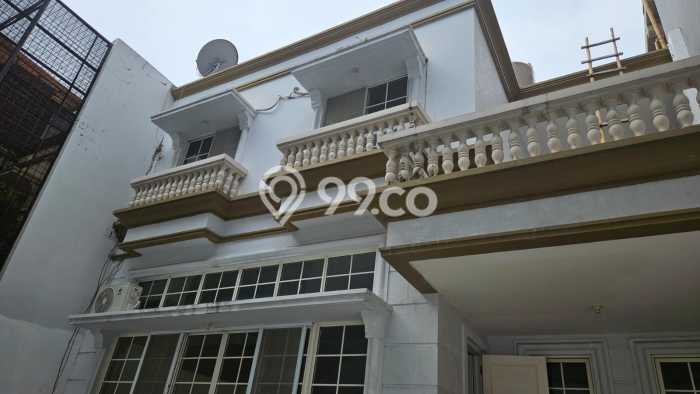 Rumah sewa siap pakai 4 Kamar Tidur di Pantai Indah Kapuk, Jakarta Utara Rumah sewa siap pakai 4 Kamar Tidur di Pantai Indah Kapuk, Jakarta Utara