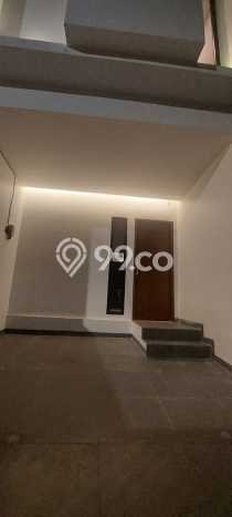 For Sale! Luxury House LT 60m2 Desain Elegan di Muara Karang For Sale! Luxury House LT 60m2 Desain Elegan di Muara Karang