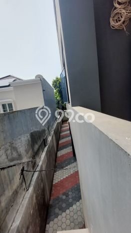 Lokasi Strategis! Dijual Kantor Bisnis di Pondok Indah, Jakarta Selatan Kondisi Baik Lokasi Strategis! Dijual Kantor Bisnis di Pondok Indah, Jakarta Selatan Kondisi Baik