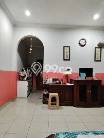 Hunian Mewah LB 237m2 Siap Huni Desain Elegan di Pluit, Jakarta Utara Hunian Mewah LB 237m2 Siap Huni Desain Elegan di Pluit, Jakarta Utara