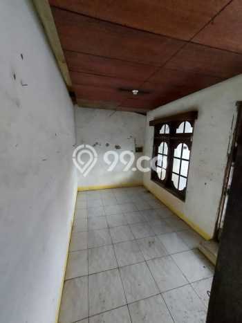 Rumah Modern 5 KT di Taman Palem Jakarta Barat Rumah Modern 5 KT di Taman Palem Jakarta Barat