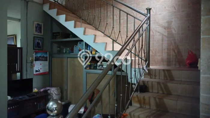 For Sale Rumah 3 Kamar Lokasi Strategis Nyaman dan Strategis di Ciledug For Sale Rumah 3 Kamar Lokasi Strategis Nyaman dan Strategis di Ciledug