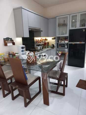Ready to Use! Premium House LT 192m2 Desain Modern di Pondok Ranji Ready to Use! Premium House LT 192m2 Desain Modern di Pondok Ranji