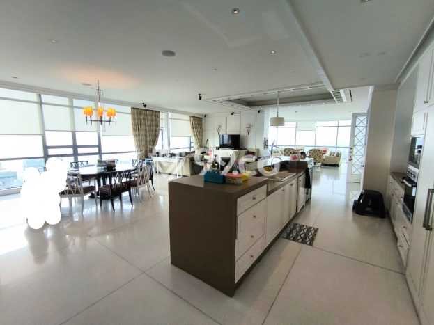 Siap Huni Apartemen Luxury di Puri Indah 5 Kamar & 4 Kamar Mandi Siap Huni Apartemen Luxury di Puri Indah 5 Kamar & 4 Kamar Mandi
