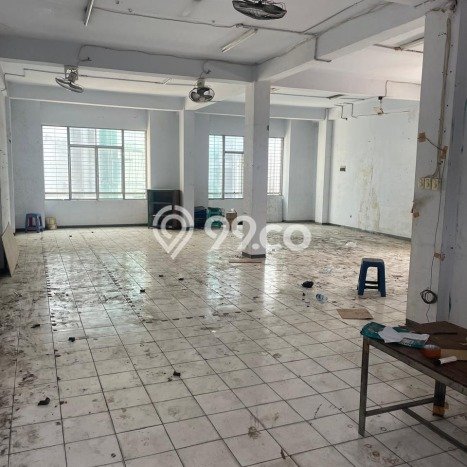 Dijual! Ruko di Jelambar Jakarta Barat LT 126m2 / LB 500m2 Kawasan Bisnis Dijual! Ruko di Jelambar Jakarta Barat LT 126m2 / LB 500m2 Kawasan Bisnis