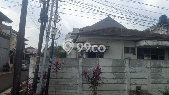 Jual Rumah Luas Megah Dengan View Cantik di Taman Meruya, Jakarta Barat Jual Rumah Luas Megah Dengan View Cantik di Taman Meruya, Jakarta Barat