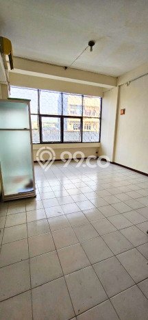 Area Ramai! Ruko Dijual di Kebayoran Lama untuk Bisnis Luas Bangunan 180m2 Area Ramai! Ruko Dijual di Kebayoran Lama untuk Bisnis Luas Bangunan 180m2