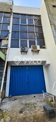 Area Ramai! Ruko Dijual di Kebayoran Lama untuk Bisnis Luas Bangunan 180m2 Area Ramai! Ruko Dijual di Kebayoran Lama untuk Bisnis Luas Bangunan 180m2