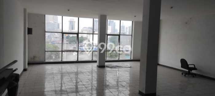 Disewakan Ruko di Kawasan Ramai Cideng Luas 400m2 Disewakan Ruko di Kawasan Ramai Cideng Luas 400m2