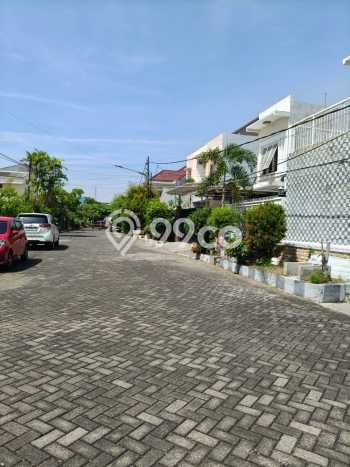Dijual Rumah Mewah Elegan Dengan View Eksklusif di Manyar, Surabaya Dijual Rumah Mewah Elegan Dengan View Eksklusif di Manyar, Surabaya