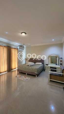 Hunian Elit LB 400m2 Siap Pakai Desain Elegan di Pakuwon Indah, Surabaya Hunian Elit LB 400m2 Siap Pakai Desain Elegan di Pakuwon Indah, Surabaya